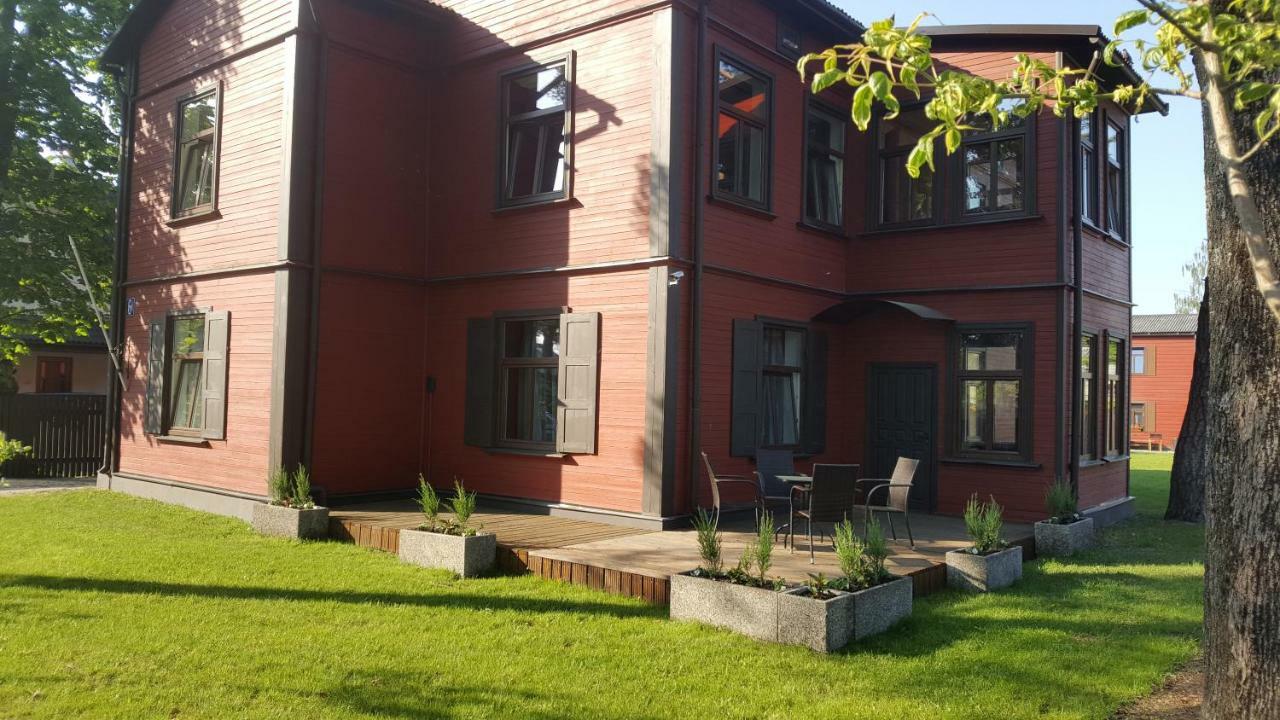 Villa Victoria Вентспилс Экстерьер фото